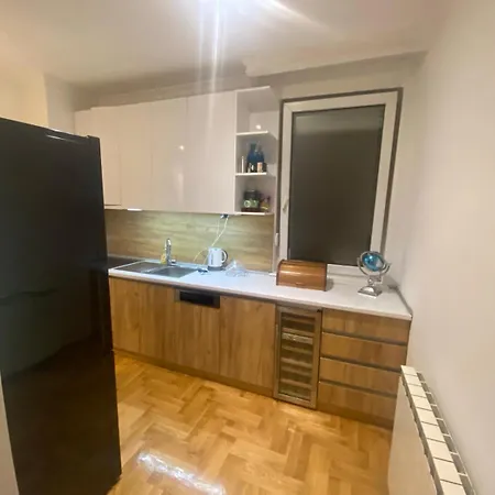 Apartment Arena