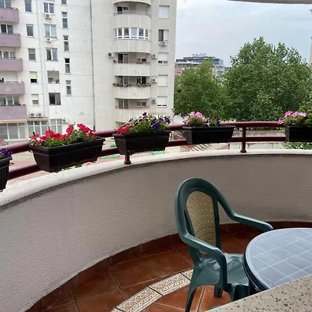 Apartment Arena